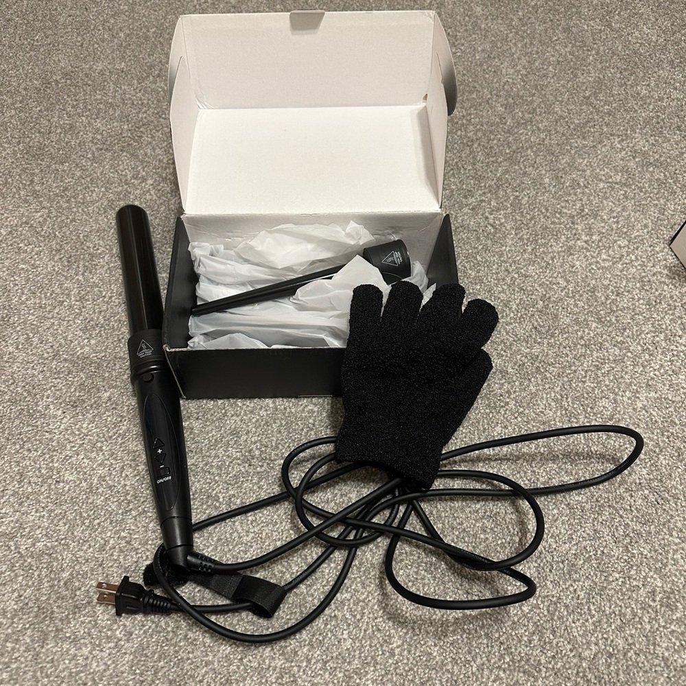 Black 6 in 1 Curling Wand with Glove
